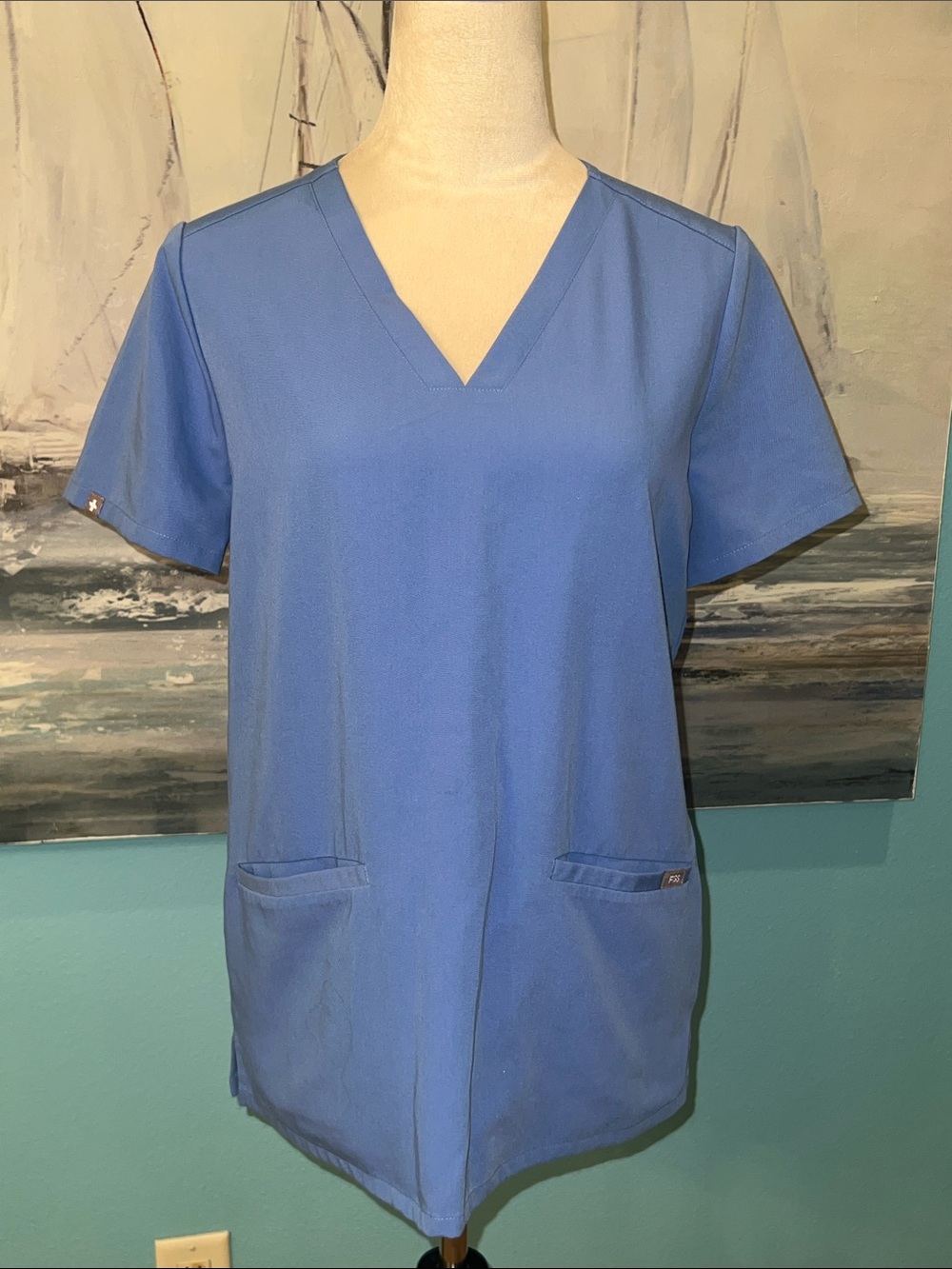 FIGS Casma 3 Pocket Ceil Blue Scrub Top, Small